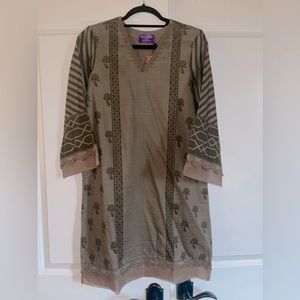 Pakistani designer Sana Safinaz brand new unworn kurta top